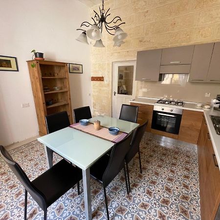 Penelope Townhouse Otel Ghajn il-Kbira  Dış mekan fotoğraf