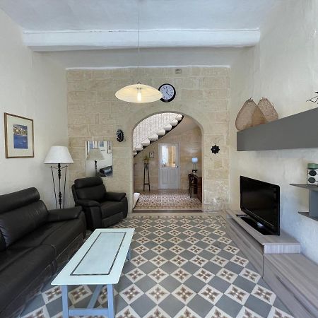 Penelope Townhouse Otel Ghajn il-Kbira  Dış mekan fotoğraf