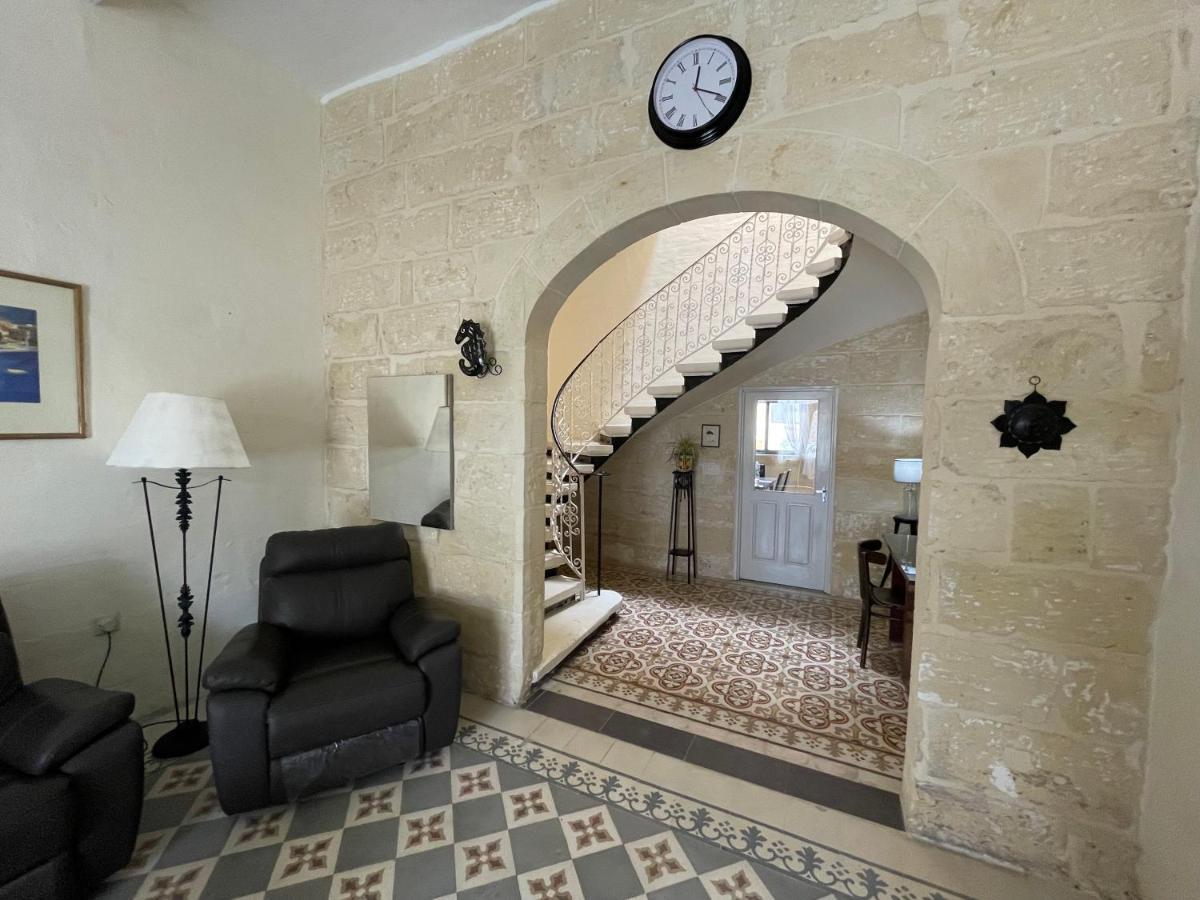 Penelope Townhouse Otel Ghajn il-Kbira  Dış mekan fotoğraf