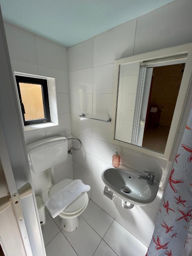 Penelope Townhouse Otel Ghajn il-Kbira  Dış mekan fotoğraf