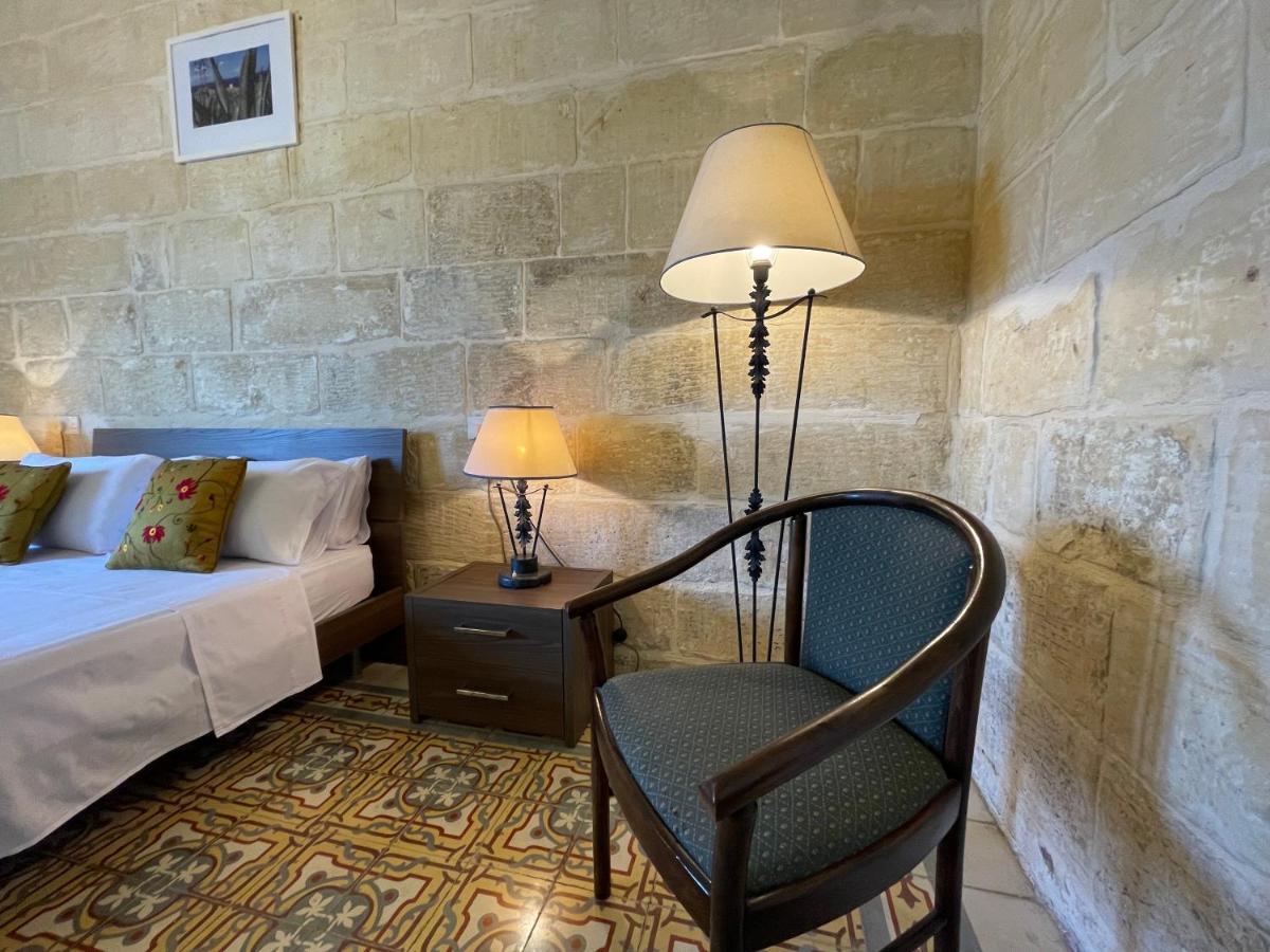 Penelope Townhouse Otel Ghajn il-Kbira  Dış mekan fotoğraf