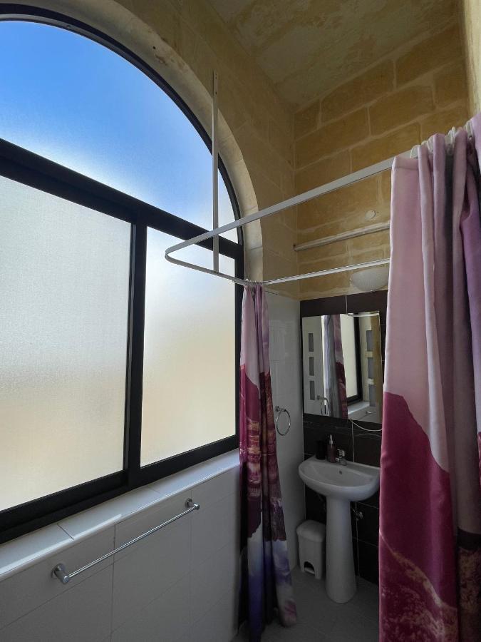 Penelope Townhouse Otel Ghajn il-Kbira  Dış mekan fotoğraf